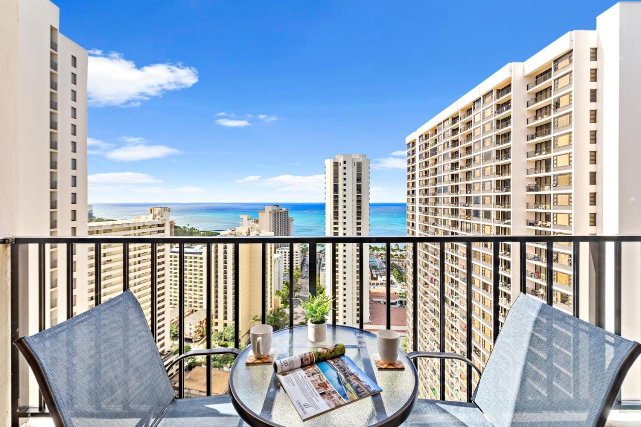 הונולולו Waikiki Banyan 1Br With Great Ocean Views, Steps To Beach & Parking! מראה חיצוני תמונה