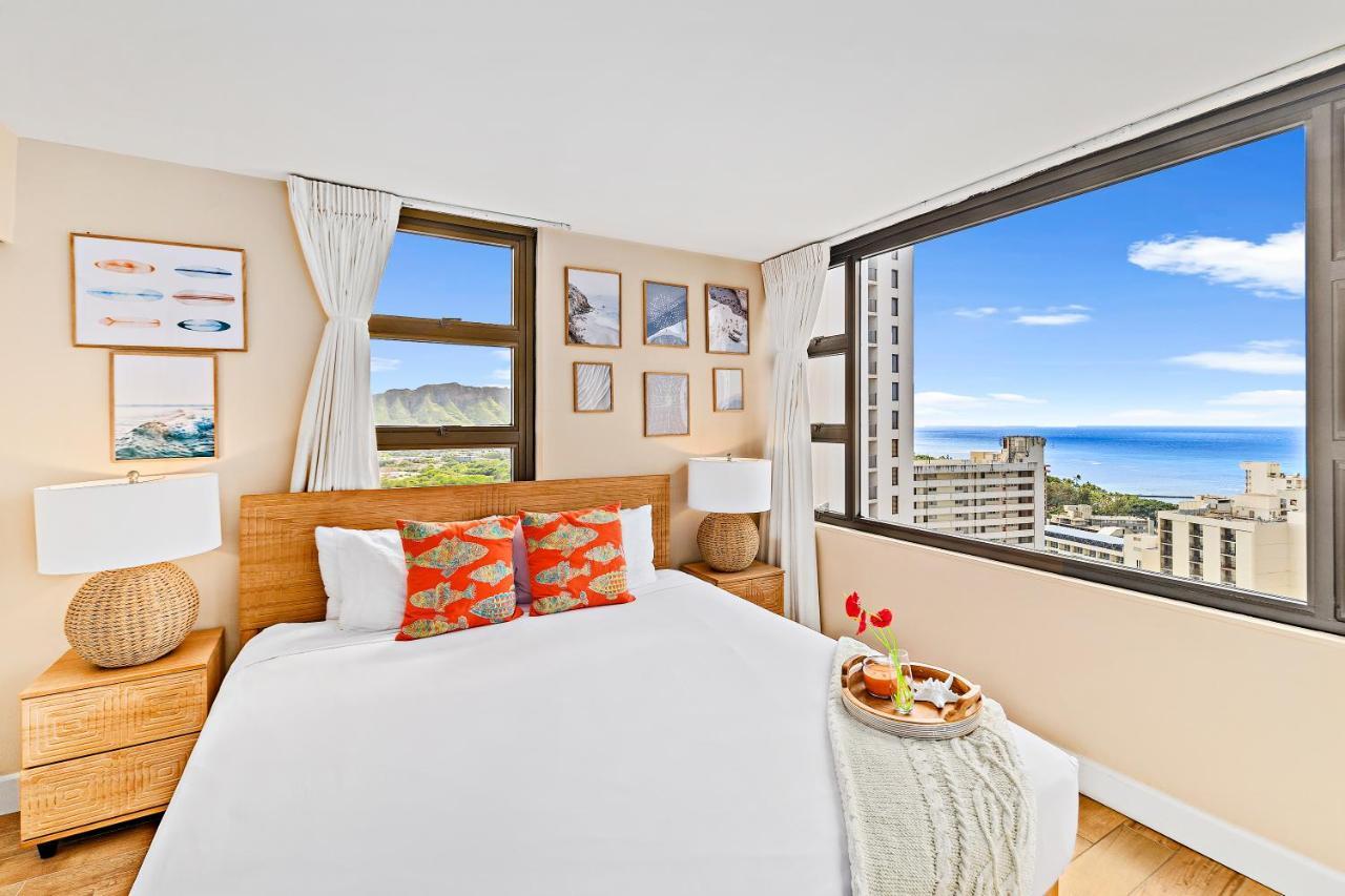 הונולולו Waikiki Banyan 1Br With Great Ocean Views, Steps To Beach & Parking! מראה חיצוני תמונה