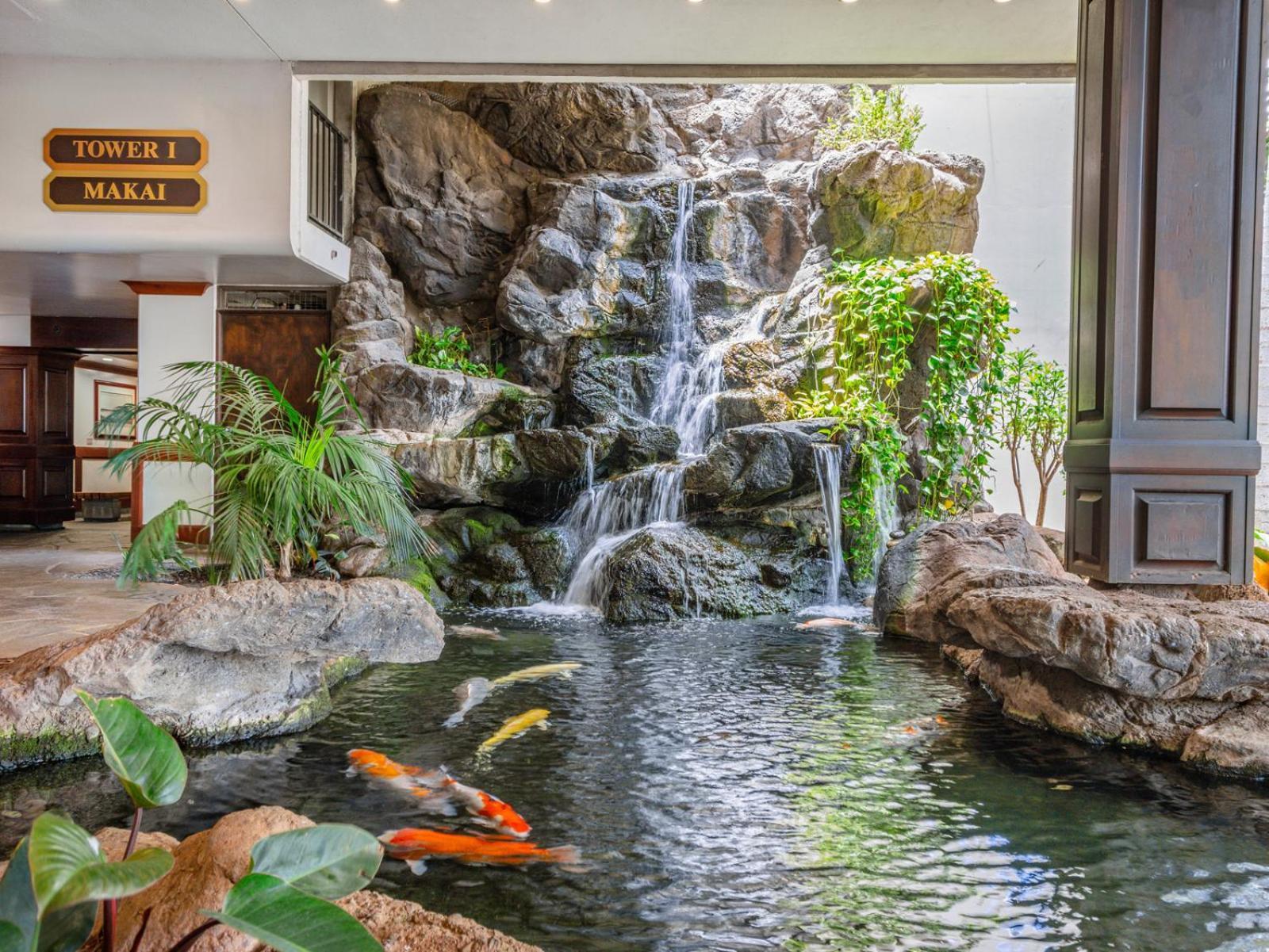 הונולולו Waikiki Banyan 1Br With Great Ocean Views, Steps To Beach & Parking! מראה חיצוני תמונה