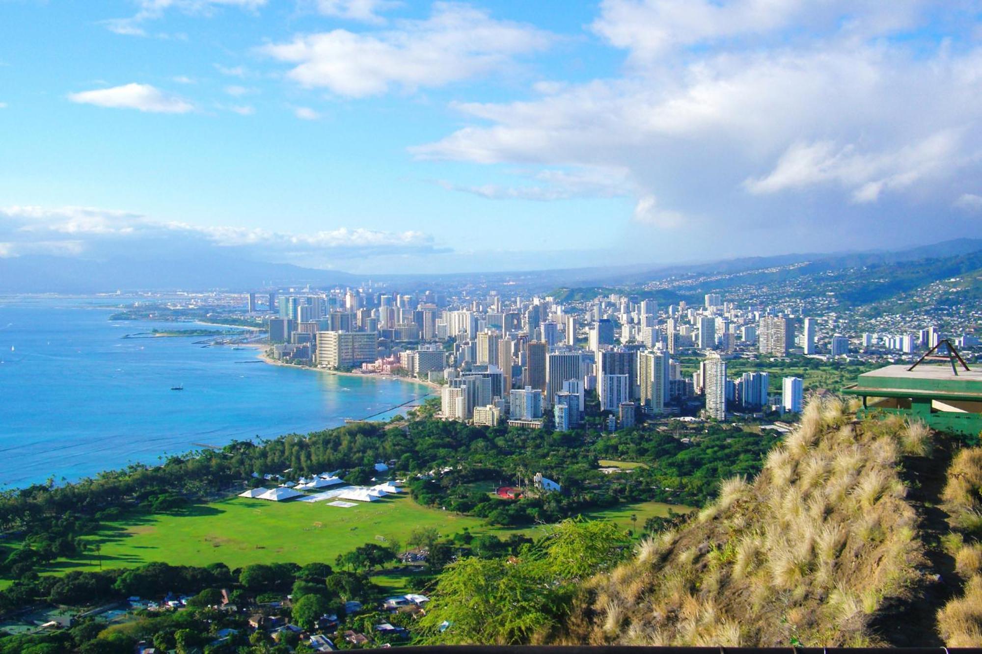 הונולולו Waikiki Banyan 1Br With Great Ocean Views, Steps To Beach & Parking! מראה חיצוני תמונה