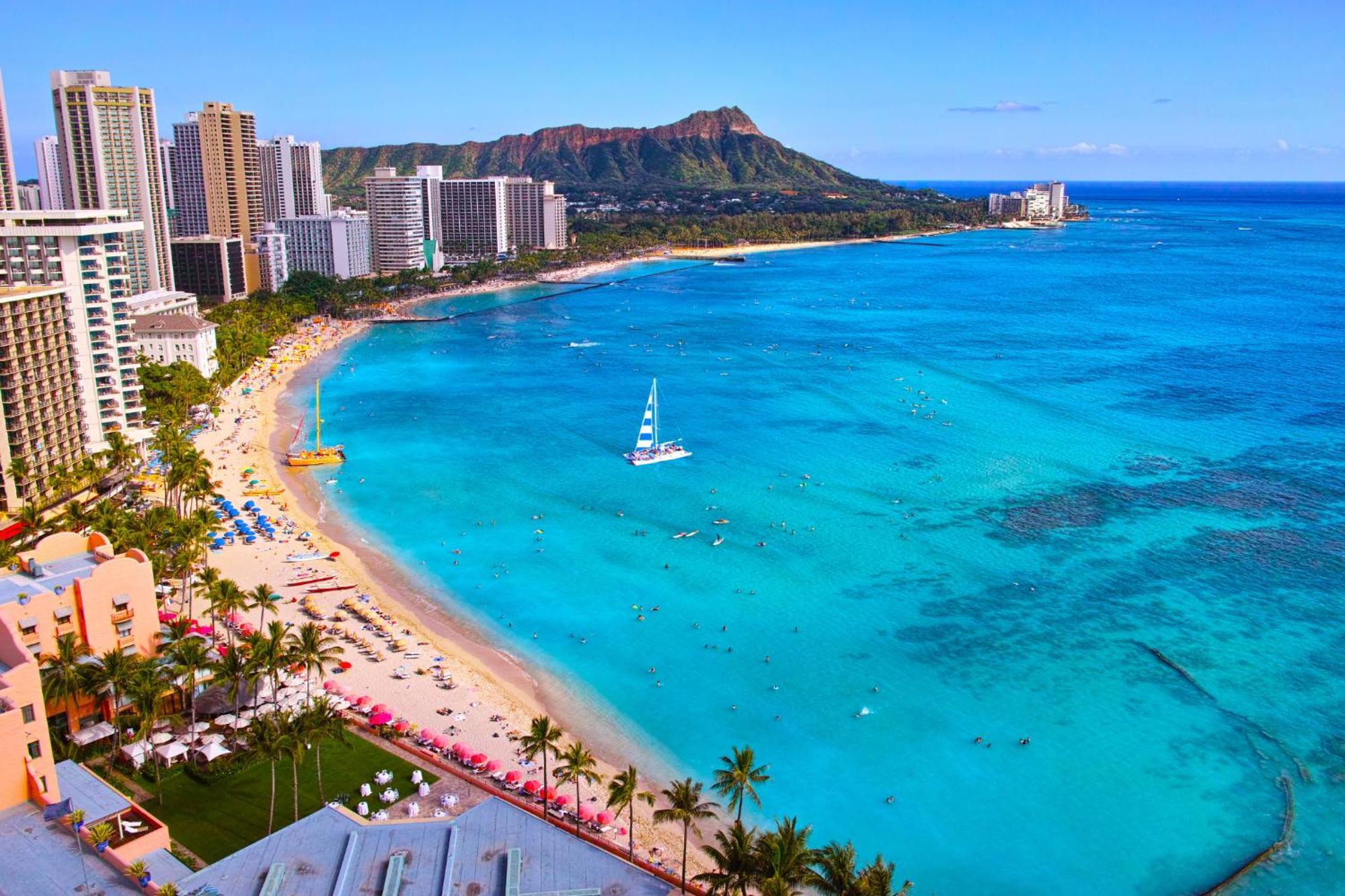 הונולולו Waikiki Banyan 1Br With Great Ocean Views, Steps To Beach & Parking! מראה חיצוני תמונה